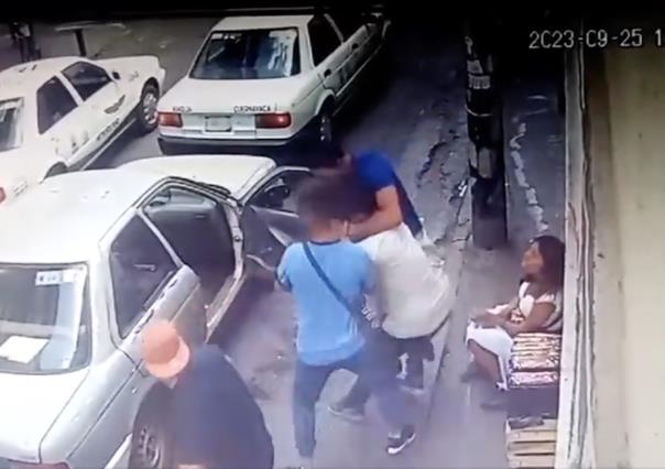 Registran en video supuesto levantón de joven en Cuernavaca