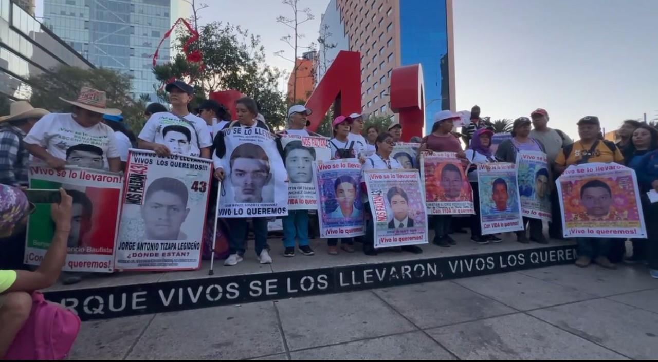 Asegura AMLO QUE LAS INVESTIGACIONES DEL CASO AYOTZINAPA CONTINÚAN. Foto: Miguel Hernández