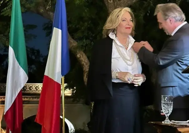 Liliana Melo de Sada recibe nombramiento del Ministerio de Cultura en Francia