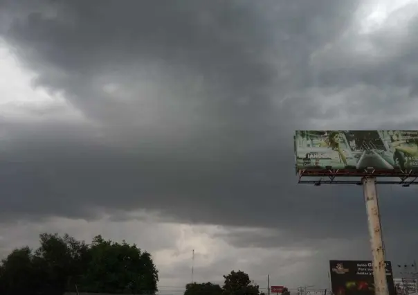 Afectaciones por lluvias en Nuevo León: escurrimientos y vehículos varados