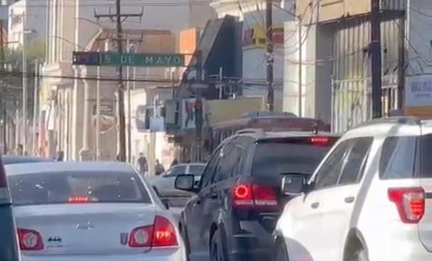 Fallan semáforos en el centro de Monterrey