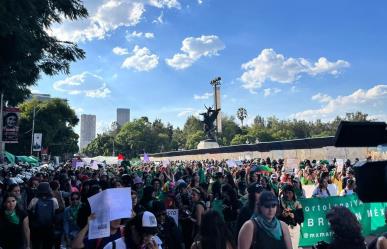 Marchan por el aborto legal, seguro y accesible en Ciudad de México