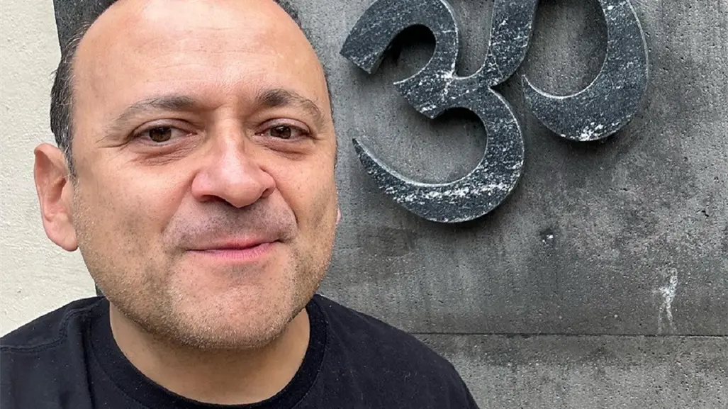 Eduardo España anuncia el final de su relación ¡es un proceso difícil, pero estamos bien!