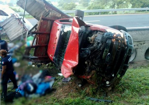 Mueren 10 migrantes cubanos en accidente carretero en Chiapas