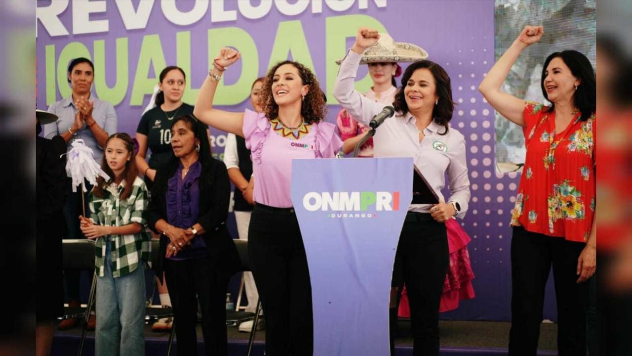 La Diputada Gaby Hernández encabezó la toma de protesta de los Comités Municipales de OMNIPRIS de los municipios de Durango. Foto: Cortesía.