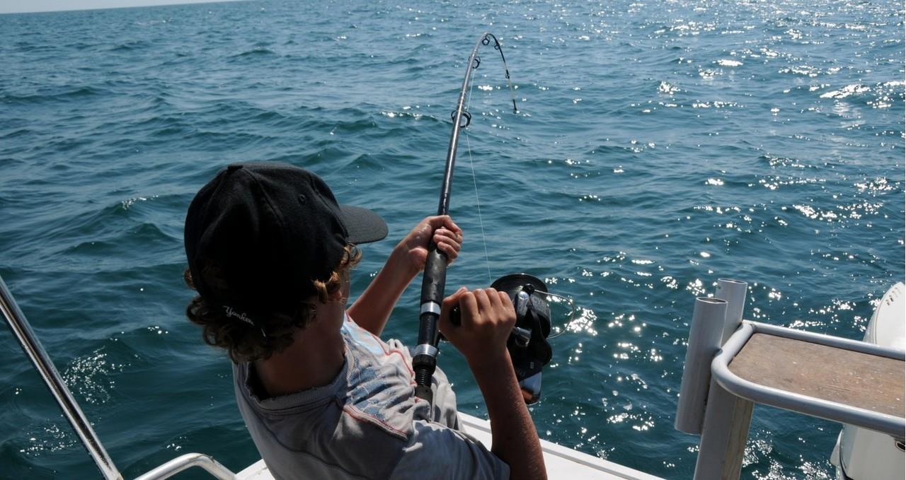 El dr. Carlos Arnaud reveló que la pesca como hobby promueve la salud mental. Foto. Depesca