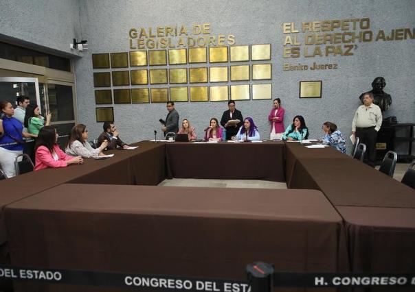 Instala Congreso comisión para investigar la renuncia de diputados