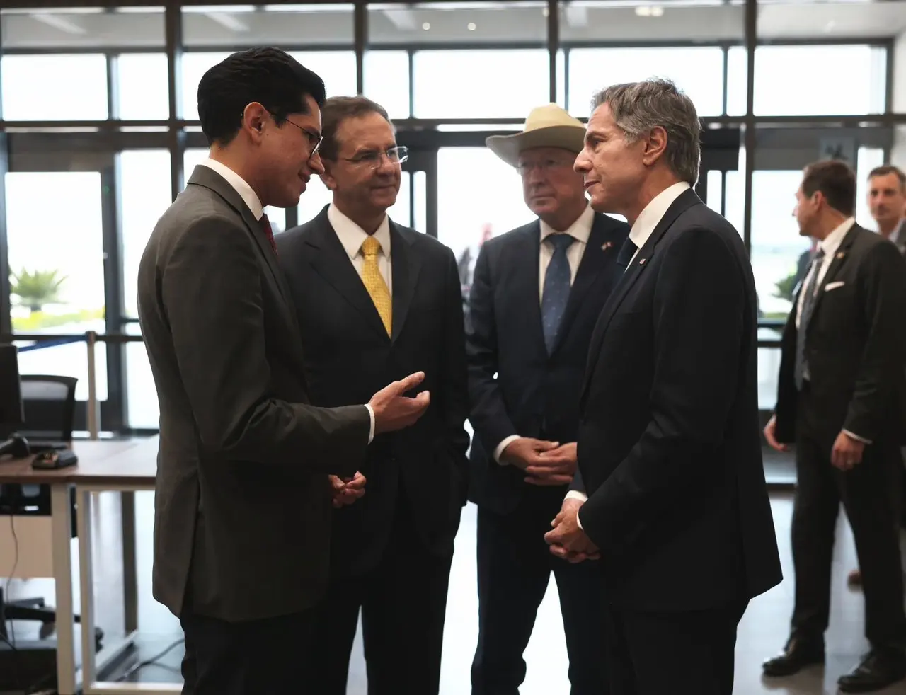 Durante su estancia en México, Antony Blinken sostendrá diversas reuniones de alto nivel para tratar estos temas urgentes. Foto: Twitter/ @SRE_mx