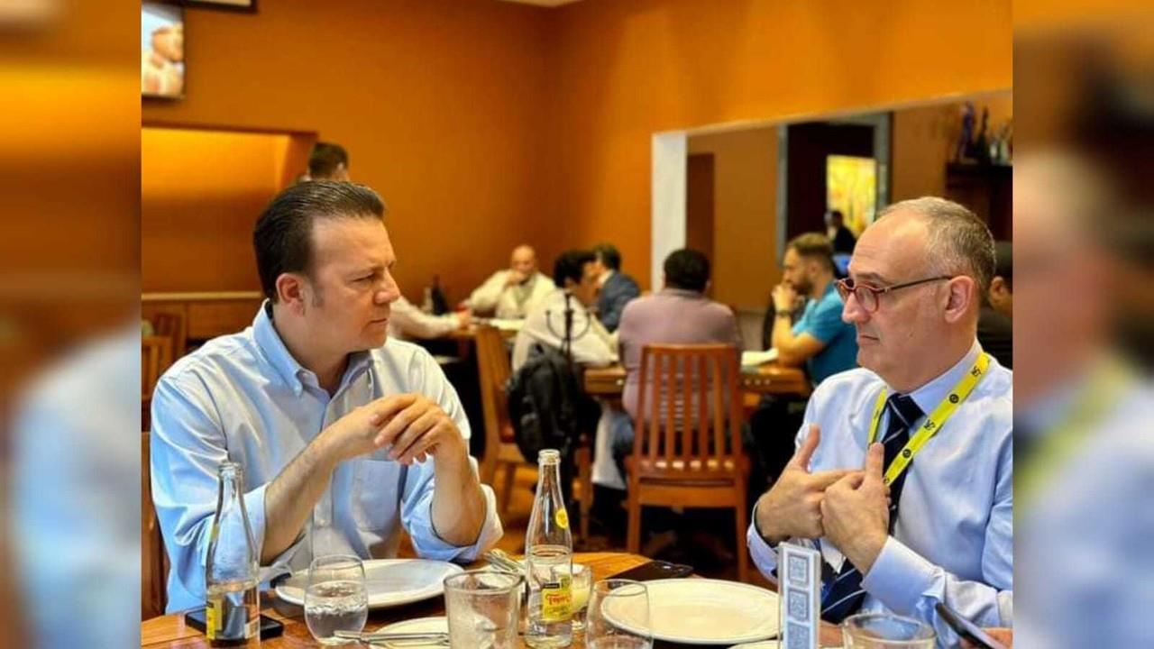 El gobernador Esteban Villegas ha realizado giras internacionales donde ha buscado promover la inversión extranjera a Durango. Foto: Facebook Esteban Villegas Villarreal.