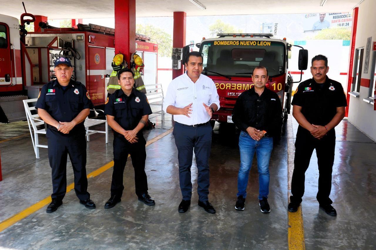 Realiza Jesús Nava pago de 2 mdp para operación de Bomberos de La Fama