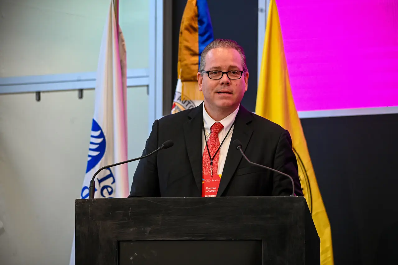 Firman convenio de colaboración Igualdad e Inclusión y el Clúster Automotriz