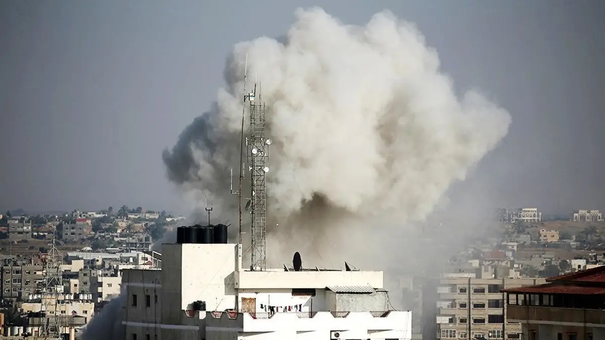 Los combates entre los militantes de Hamas y las fuerzas israelíes continúan horas después del inicio de la incursión, con tiroteos en varias comunidades israelíes.  Foto: El DiarioAR.com