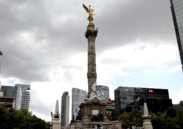 Esperan ambiente frío y algo de lluvias en la Ciudad de México