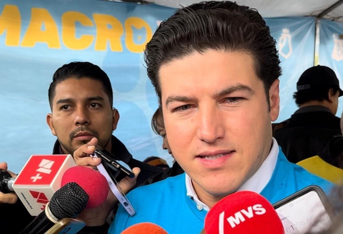 El gobernador de Nuevo León, Samuel García Sepúlveda, aseguró que en innumerables ocasiones ha buscado el acercamiento con el PRIAN y lo han desairado. Foto: Karla Omosigho