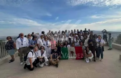 Llega grupo de 40 regios a Israel en pleno conflicto armado