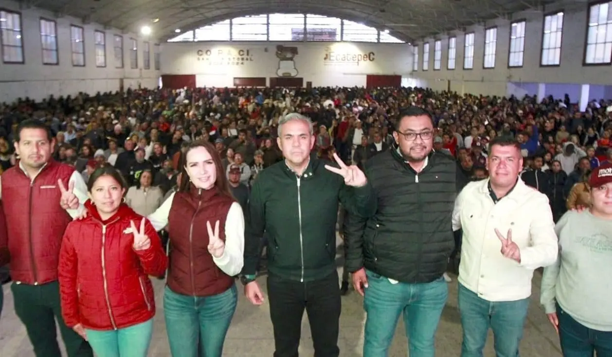 Representantes de estructuras de Morena votaron y de manera unánime ganó Vilchis Contreras. Foto: Gob. de Ecatepec.