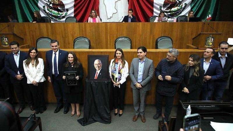 Rinde Congreso homenaje a Luis Eugenio Todd