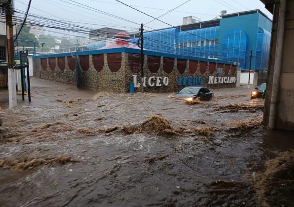 Huracán “Lidia” se debilita y provocará fuertes lluvias en siete estados