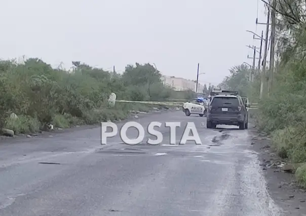 Hallan a hombre ejecutado y maniatado en límites de El Carmen y Salinas Victoria