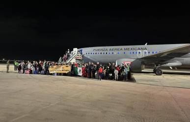 Regreso a casa: 135 connacionales repatriados de Israel llegan a México