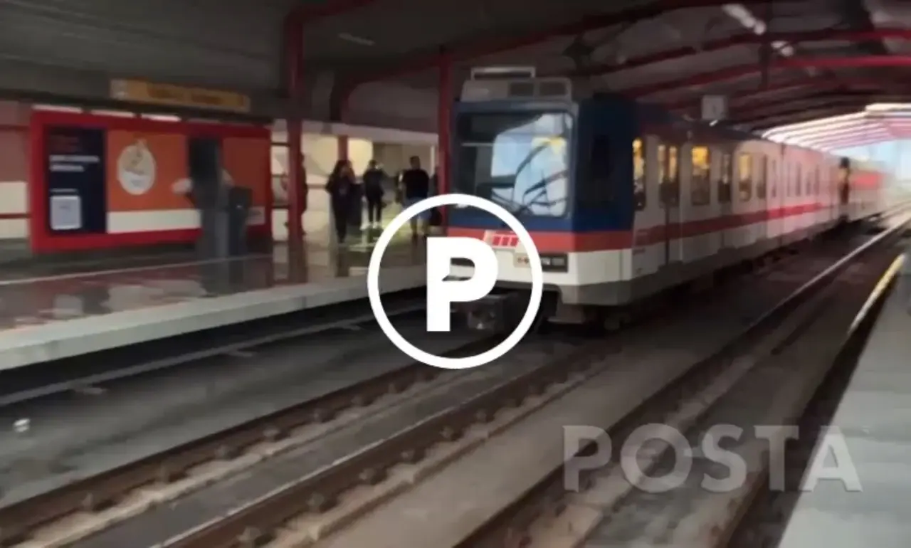 Desalojan estación Félix U. Gómez por falla en vagones de metro