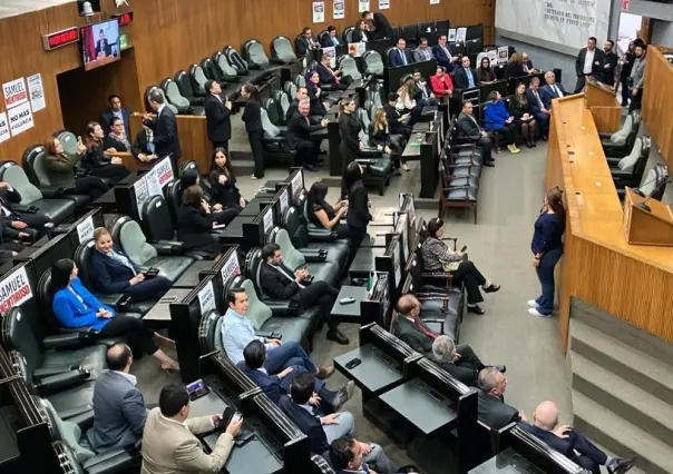 Realiza Congreso sesión de Segundo Informe del Estado sin el Gobernador