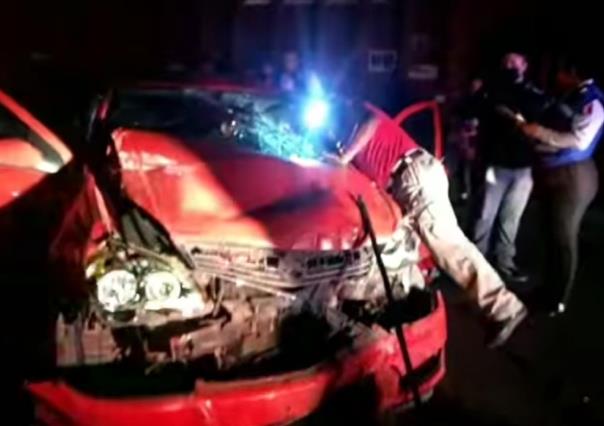 Embiste tren a auto en Monterrey; hay un lesionado