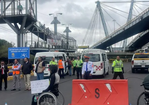 Pacientes que requieren terapia celular, bloquean acceso a la T1 en el AICM