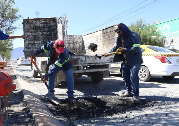 Tras lluvias, intensifica García recarpeteo en las principales calles