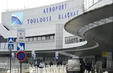 Evacúa Francia 3 aeropuertos tras alertas de seguridad