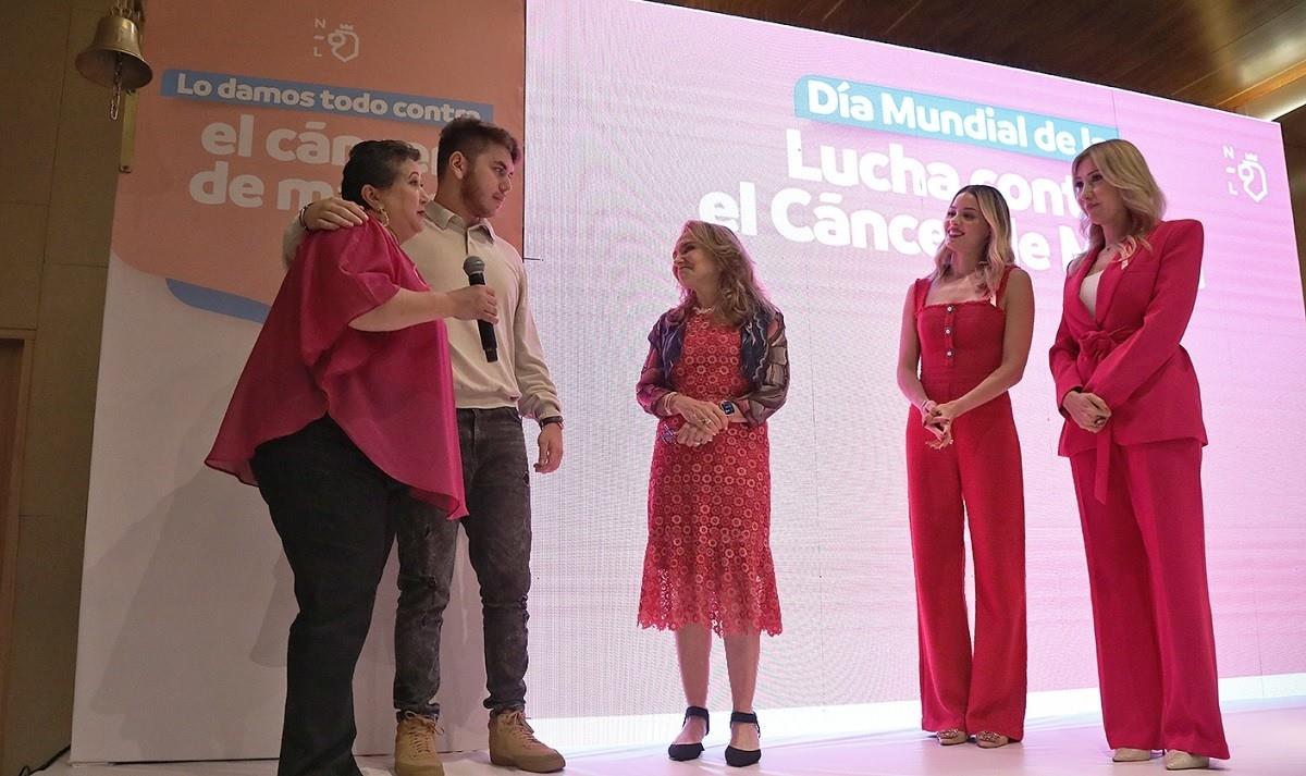 Reconocen a neolonesas en Día Mundial de la Lucha Contra el Cáncer de Mama