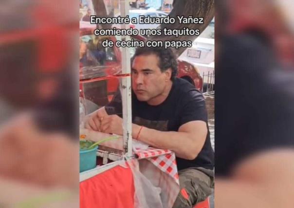 Captan a Eduardo Yáñez entrándole a los taquitos ¡Se salvan de cachetadón!