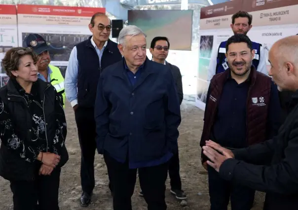 Presidente López Obrador supervisa avances del Tren Interurbano El Insurgente