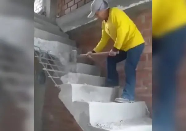 Destruye albañil escalera por falta de pago