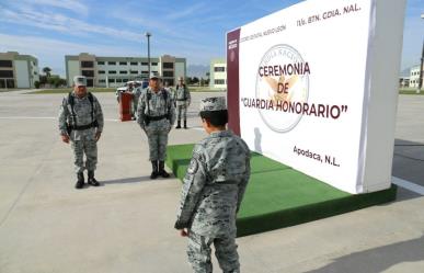 Cumple niño de DIF Capullos sueño de ser guardia honorario de Guardia Nacional