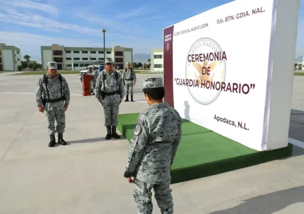 Cumple niño de DIF Capullos sueño de ser guardia honorario de Guardia Nacional