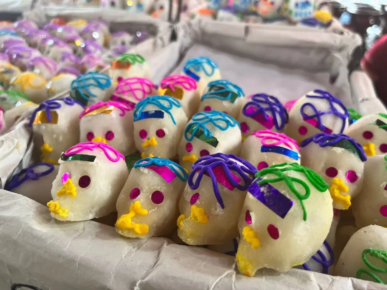 Comerciantes reportan bajas ventas en flor de cempasúchil
