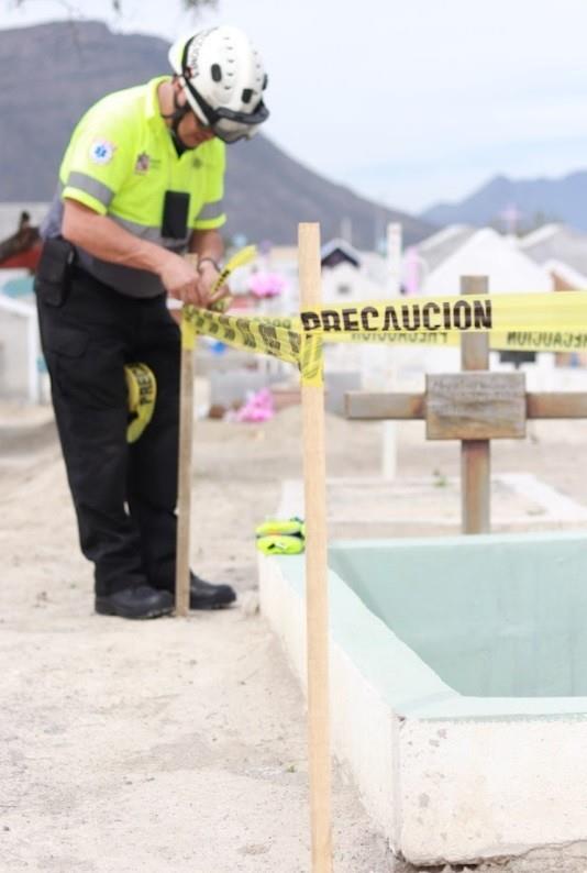 Arranca Protección Civil de García operativo en panteones por Día de Muertos