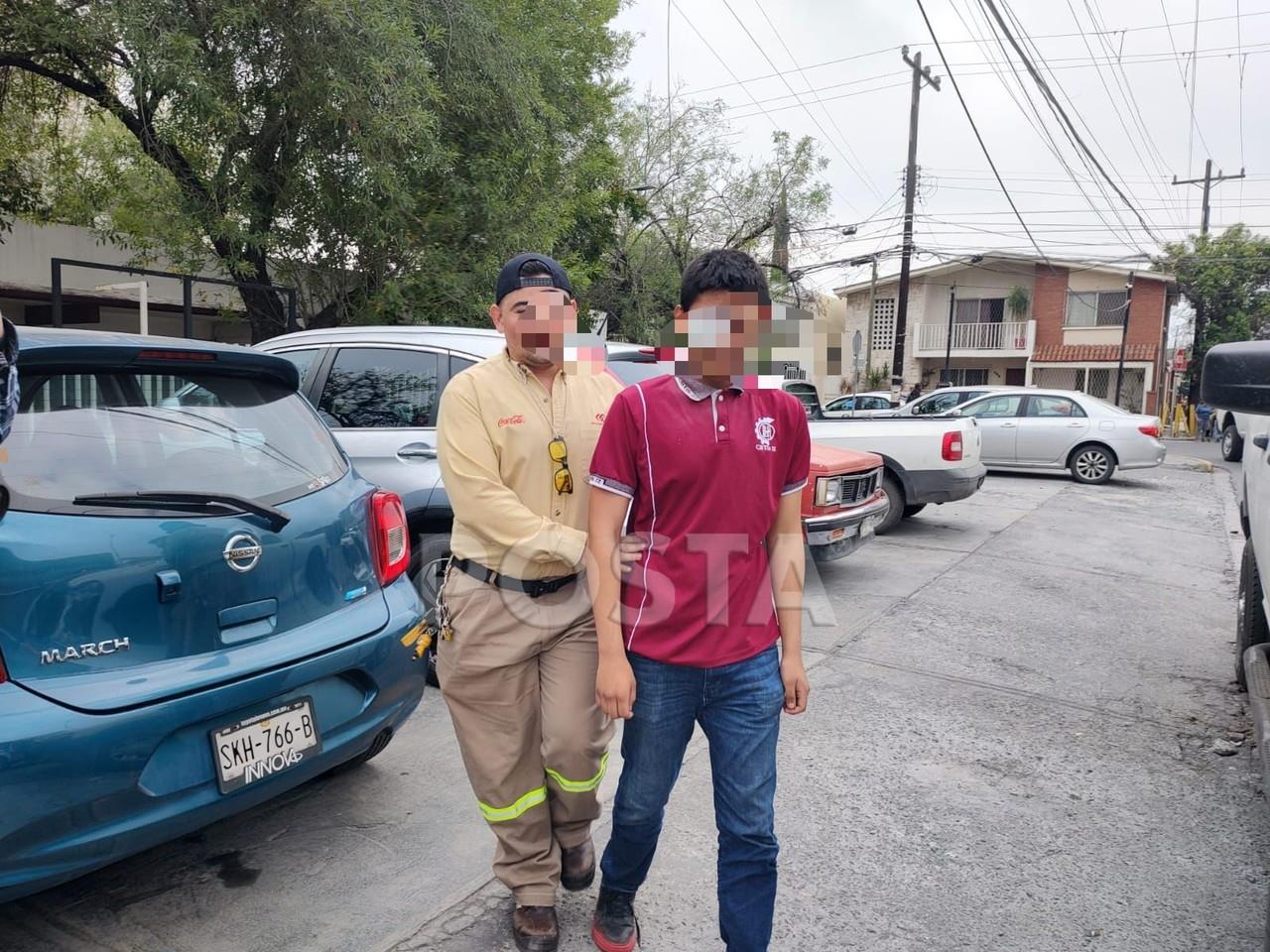 Reportan explosión en un experimento químico en el salón de clases en escuela. Fotos-. Raymundo Elizalde