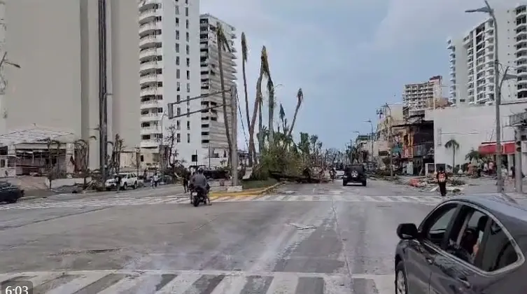 Huracán Otis arrasa con hoteles, edificios y hospitales en Guerrero