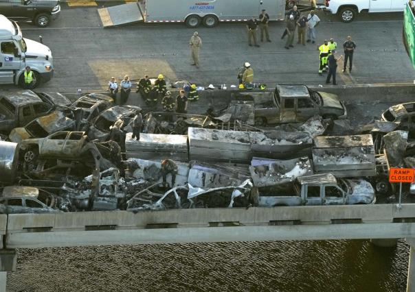 Suman ocho muertos tras choque de 168 autos en Luisiana