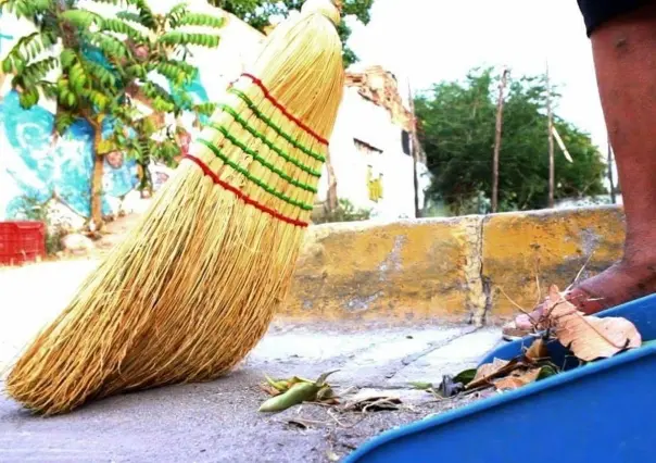 Ejecutan a abuelita mientras barría el frente de su casa en Veracruz