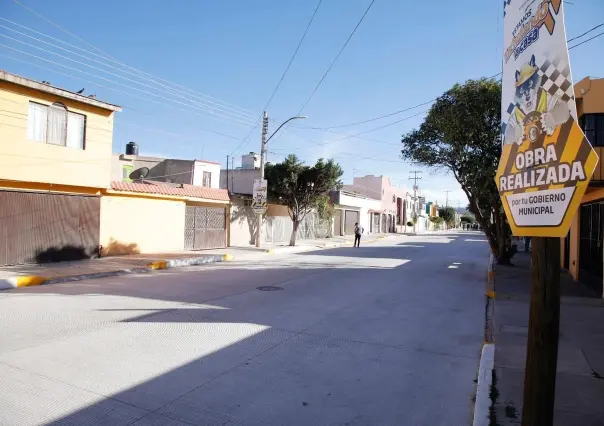 Asegura alcalde avance en pavimentación