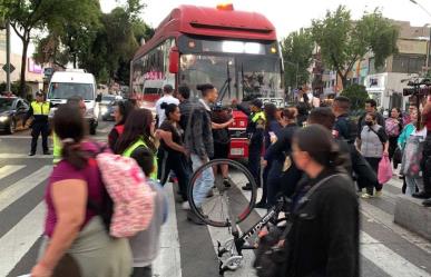 Trágico accidente en el Metrobús: Mujer muere tras ser arrollada por una unidad