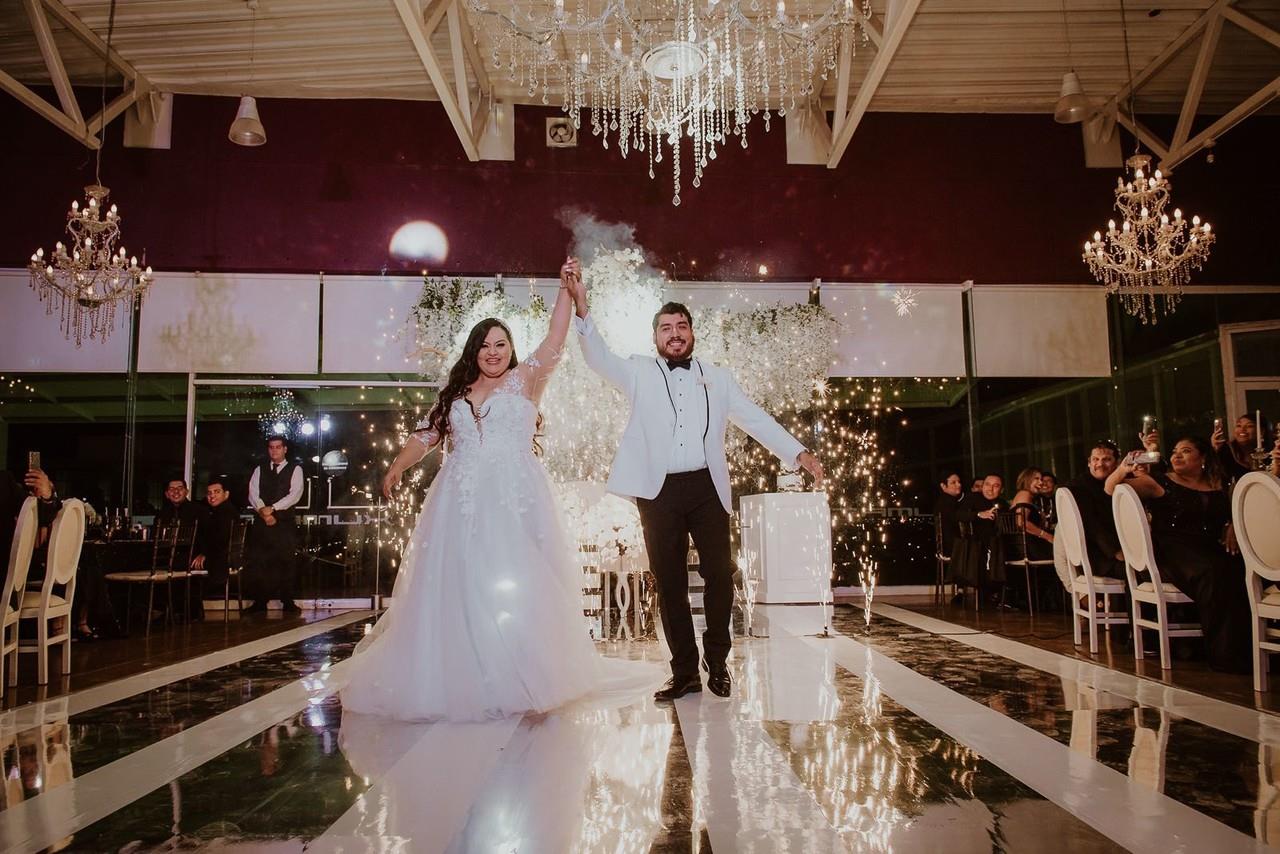 Novios por poco y se pierden su boda en Ciudad Victoria, Tamaulipas