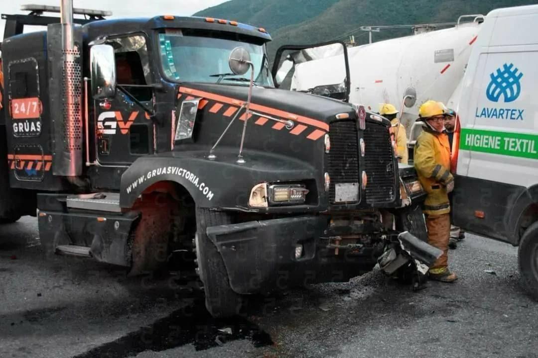 Novios por poco y se pierden su boda en Ciudad Victoria, Tamaulipas