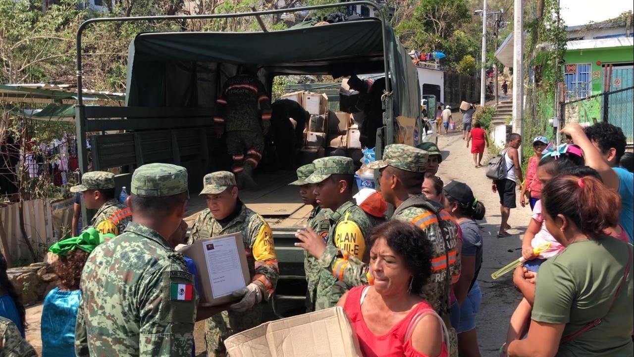 Además de las despensas también se han instalado comedores comunitarios. Foto: Miguel Hernández