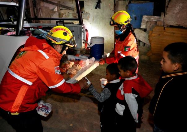 Protección Civil Escobedo brinda apoyo a personas necesitadas durante bajas temperaturas