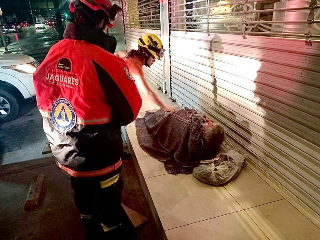 Habilitan 2 albergues por bajas temperaturas en Santa Catarina