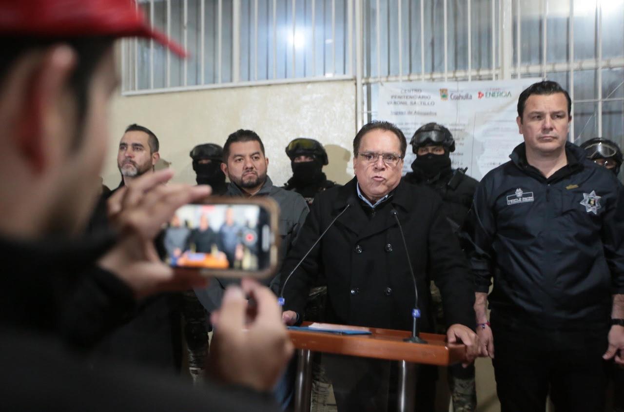 Conferencia de prensa en el penal varonil de Saltillo